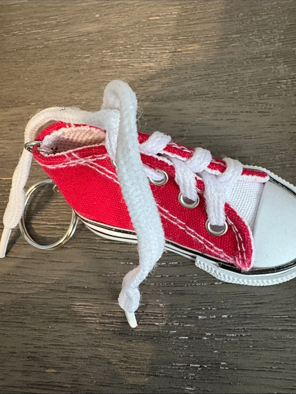 N/A playful red